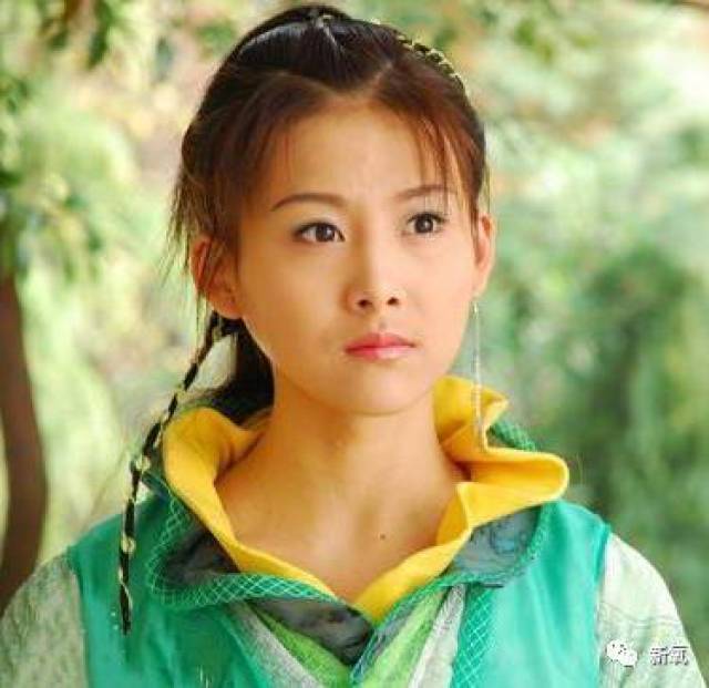 专爱富二代的38线女星把脸整崩了可怎么弄?