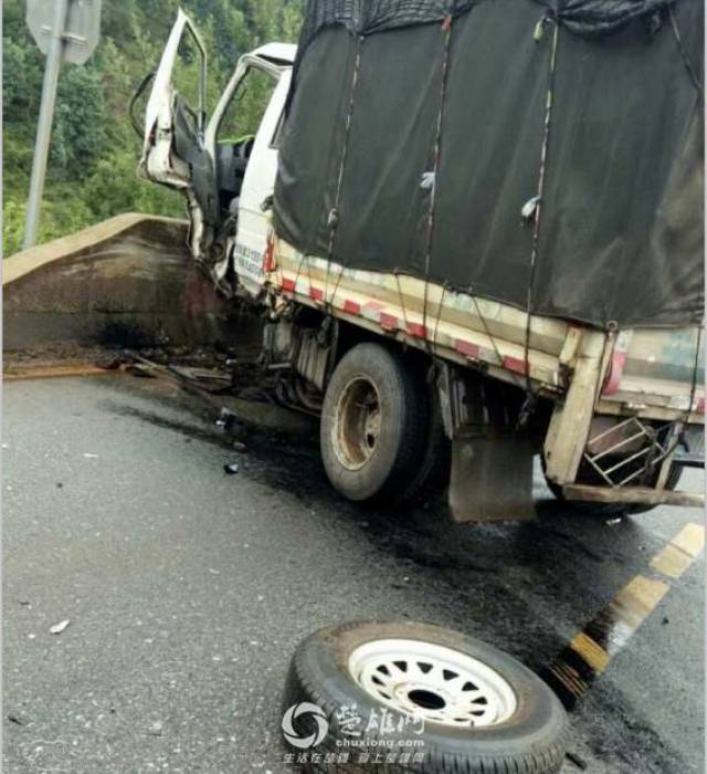 州内事 | 元双路又现车祸,3车受损严重(视频 图)