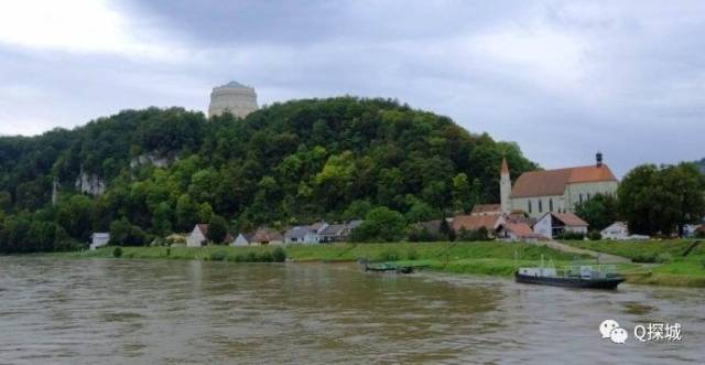 说飞机飞|重庆妞8日深度探秘茜茜公主回娘家必