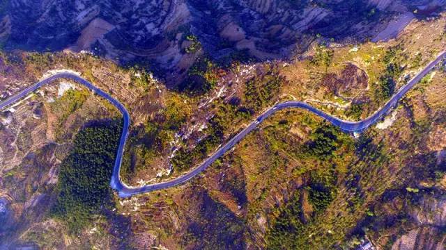 秋季来临 邂逅北镇最美盘山公路