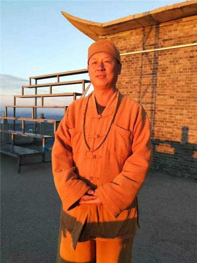 五台山东台望海寺觉一法师被问到"人与人为什么会产生差距那?