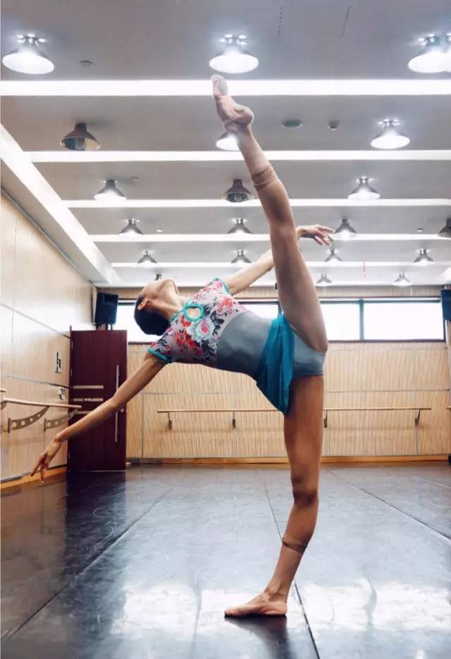 跳舞基本功好与差,是一种什么样的体验?