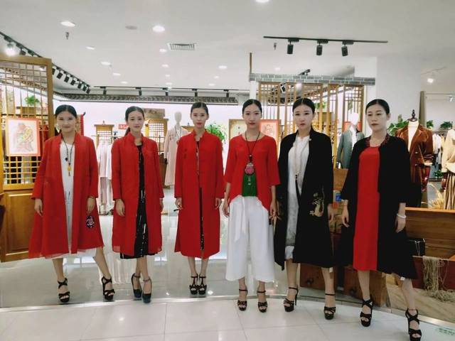 【东营振华】邀请函丨新振华,新风尚!诚邀您的莅临!