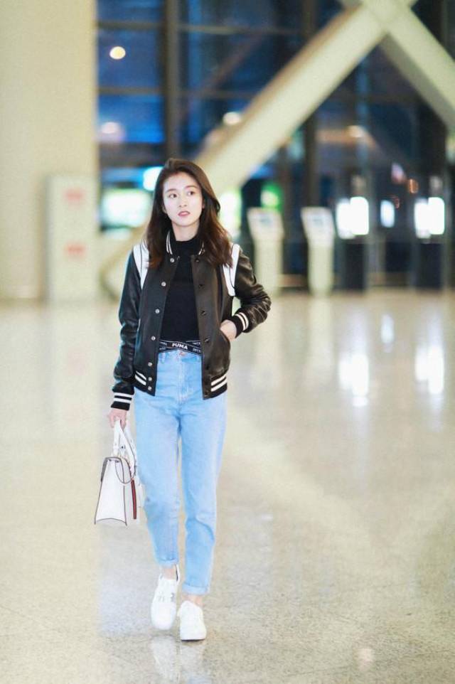 90后小花关晓彤,杨紫,张雪迎,宋祖儿,谁的衣品更好?