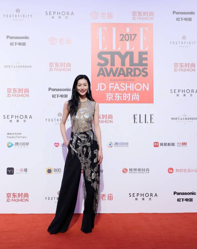 视点丨星光璀璨十年盛事 共贺风尚新时代