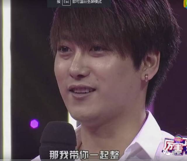 女子花百万整形20次,帅气男友不离不弃是因为这个原因