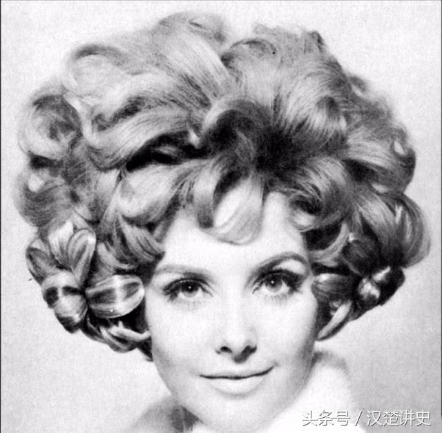 分层卷发:20世纪60年代欧美女性最喜欢的发型