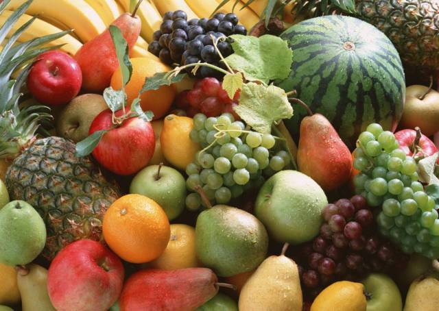相对来说低热量的水果作为减肥餐的主力军,备受减肥一族的青睐.