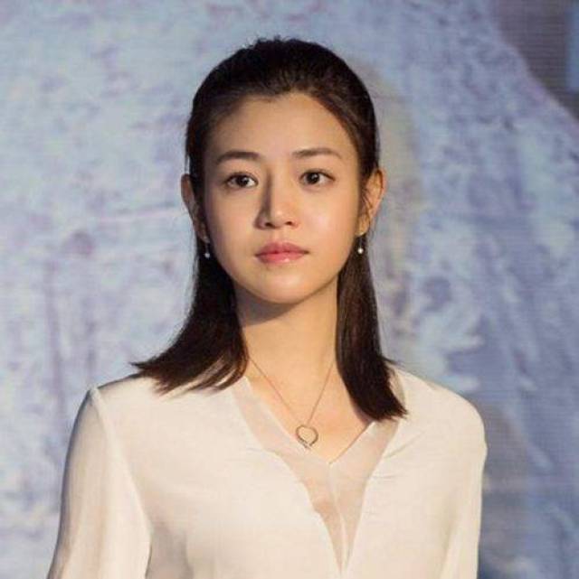 赵丽颖陈妍希林依晨 娃娃脸女明星谁最美?