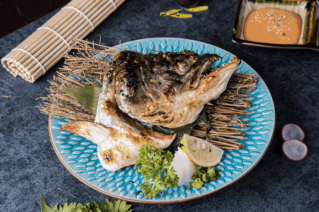 盐烧三文鱼头 & 盐味枝豆