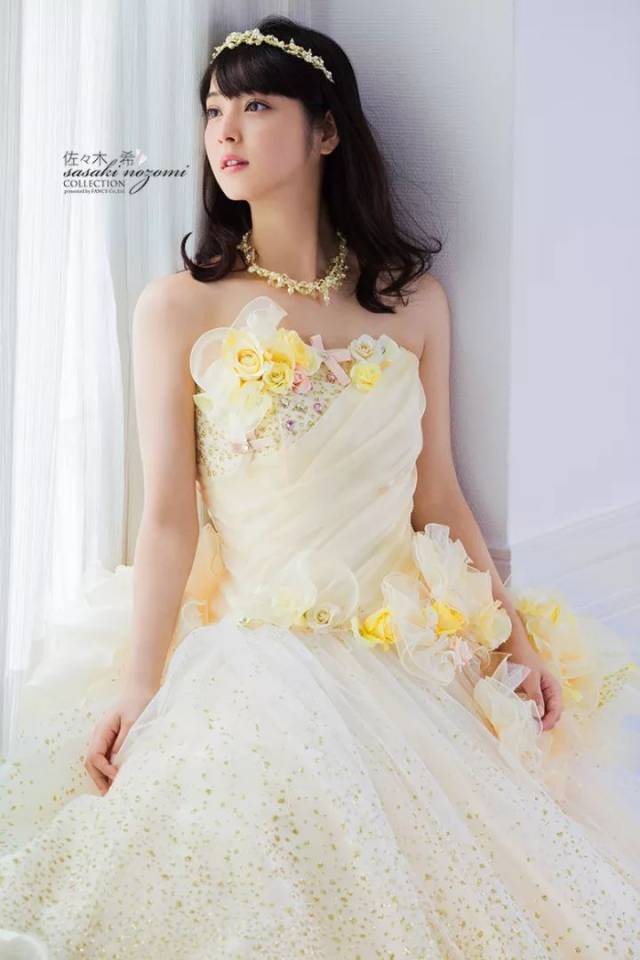 佐佐木希与渡部建宣布结婚,奢侈的爱情终于会