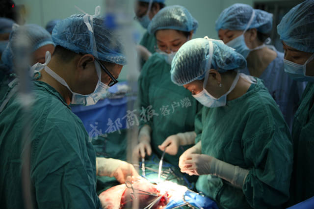 “每月都来月经”女子怀孕8月浑然不知 一查竟还有宫颈癌