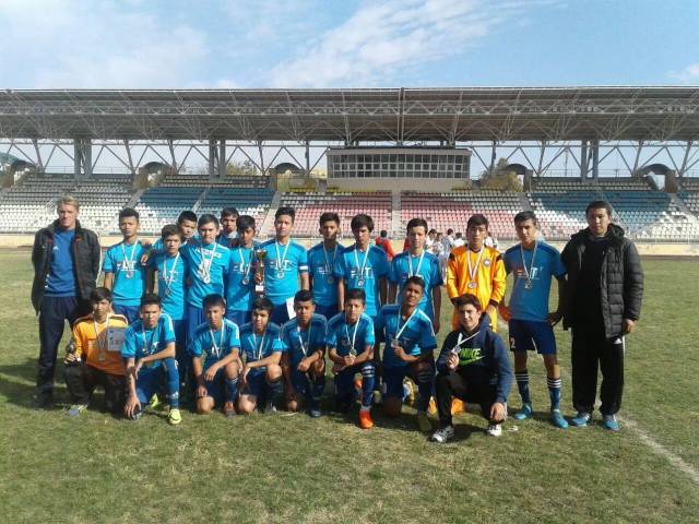 U16冠军赛|汉堡U16足球队、塔什干棉农U16队