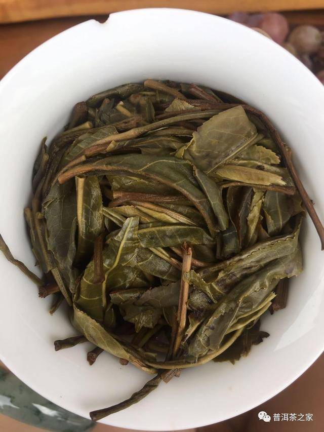 揭秘易武铜箐河(同庆河)普洱茶,让我拜倒的不止是口感