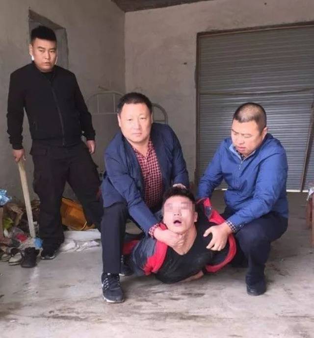 抓捕现场