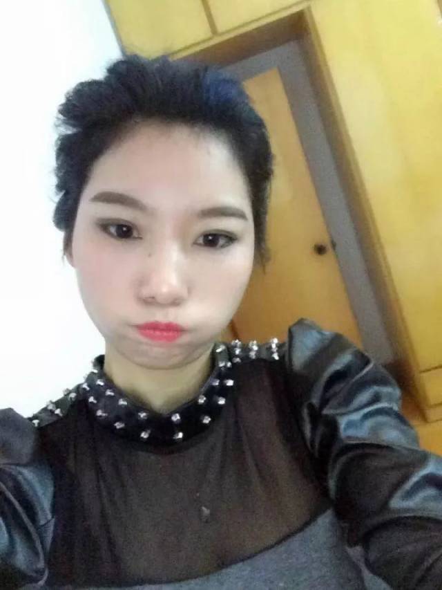 笑惨了!大神p图三年整成这样,太恶搞了!