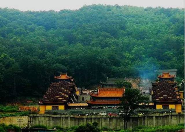 秦淮河是 南京的母亲河,古城金陵的起源 溧水古有"中山八景"中著名的