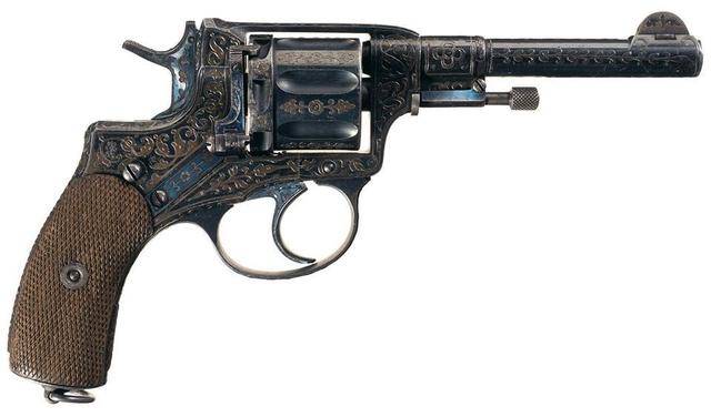 绝地求生武器背后的故事:纳甘1895手枪