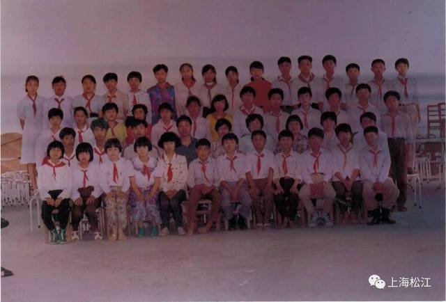 回忆当年的校园照片 f129ce629bbb4ebea1fcaa19f072f44a.jpeg