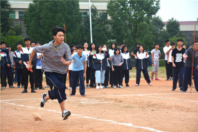 锻炼身体 奋发图强——浏阳市第九中学第二届体育运动