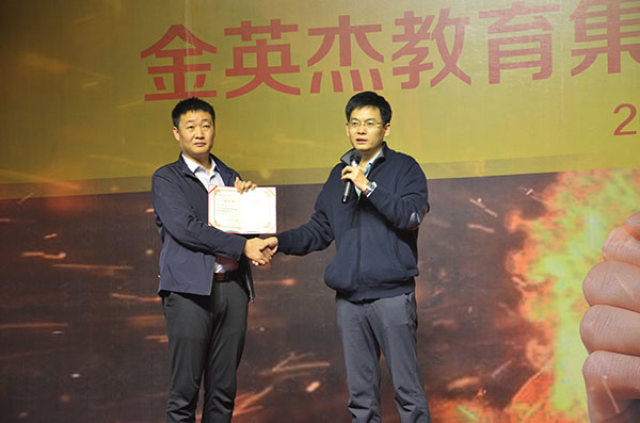 金年会-官方体育与电竞娱乐平台实时赛事直播与竞猜一加 Ace 5 至尊系列热销中！多场活动轮番开启