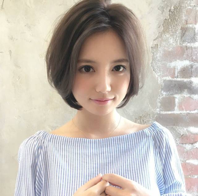 学生波波头发型