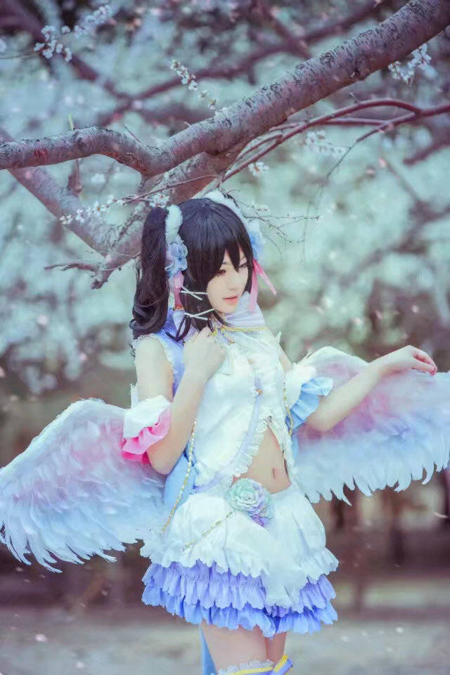 妮可白色情人节觉醒 cosplay