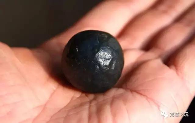 尼泊尔金刚菩提的套路只有你想不到:夹板、脚踩、虫盘、玉化液..