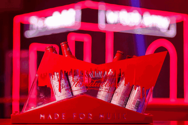 挑战血色力量 引爆邪恶本能 夜王在等你歃血为盟 lets get the party