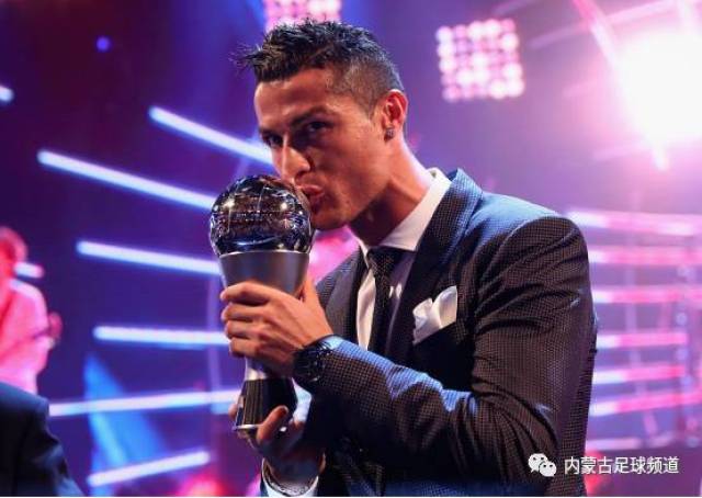 看足球 学英语|细数历届世界足球先生 带您了解