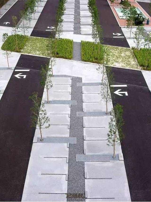 这才叫停车场设计,你那个只能叫空地!
