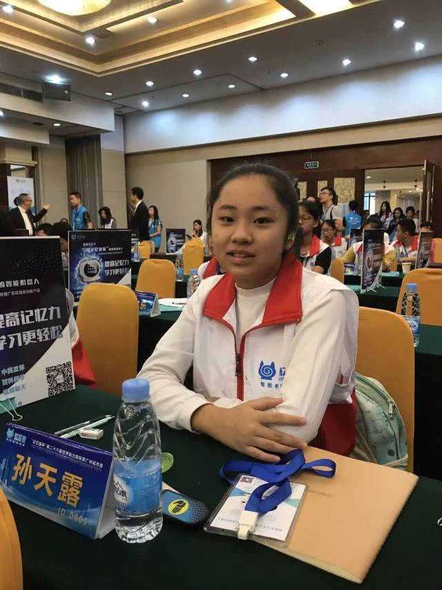 2СʱЧһѧڵӢﵥʣ0ԪԪҳϷ˽ĳ