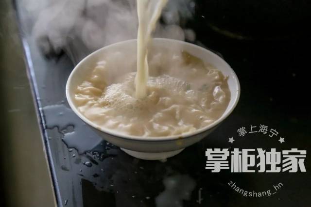 锅贴,生煎,油墩子,甜咸豆浆…30多年老店 老底子的味道! 来吃