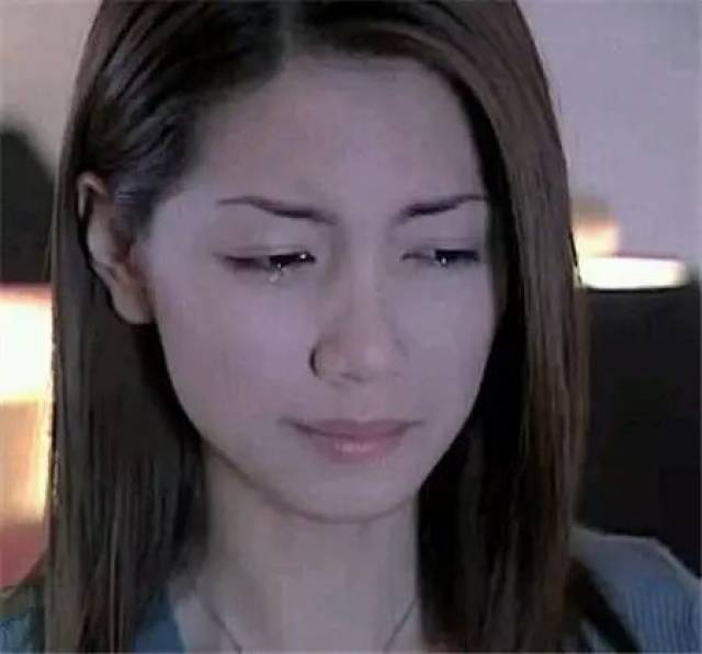 【娱乐八卦】出道17年劈腿14个男人！曾瞧不起霍建华，如今被讽最美“公交车”