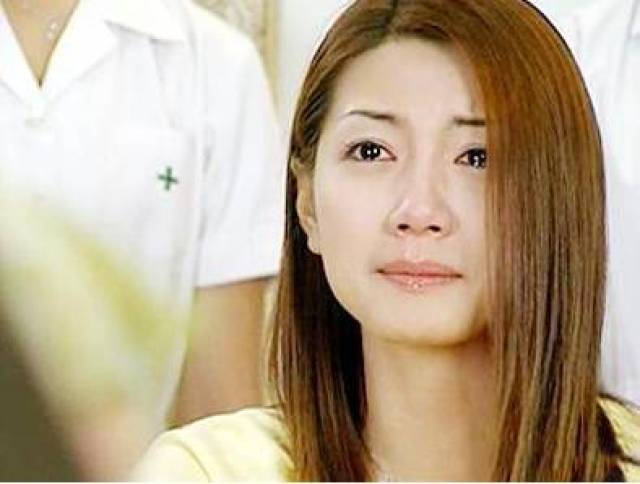 【娱乐八卦】出道17年劈腿14个男人！曾瞧不起霍建华，如今被讽最美“公交车”