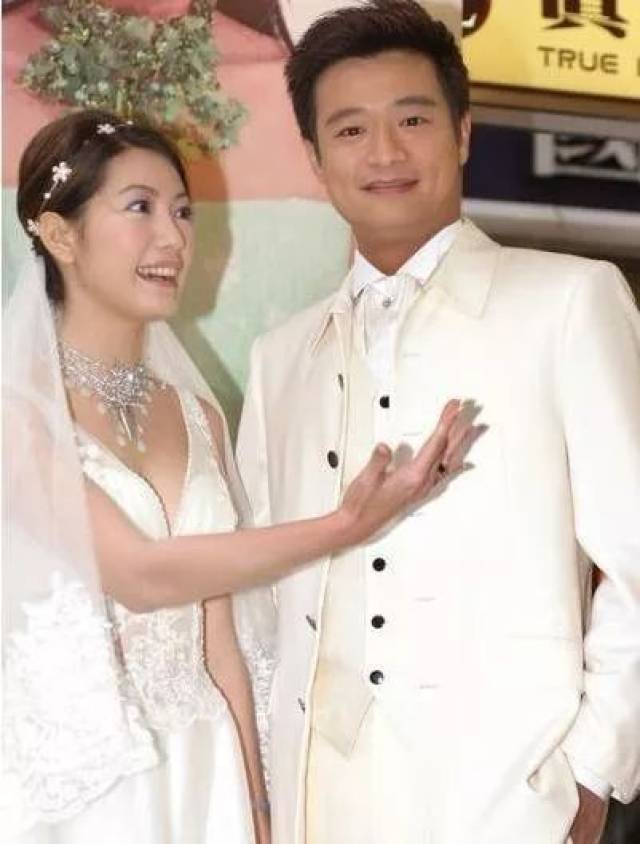 【娱乐八卦】出道17年劈腿14个男人！曾瞧不起霍建华，如今被讽最美“公交车”