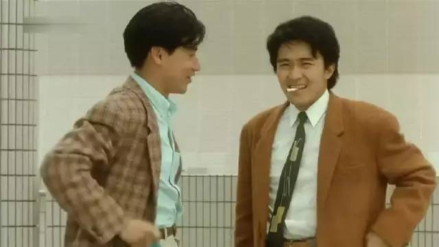 9  搞笑又热血的警匪片,星爷和张学友的搭档戏,1990年是周星驰爆发