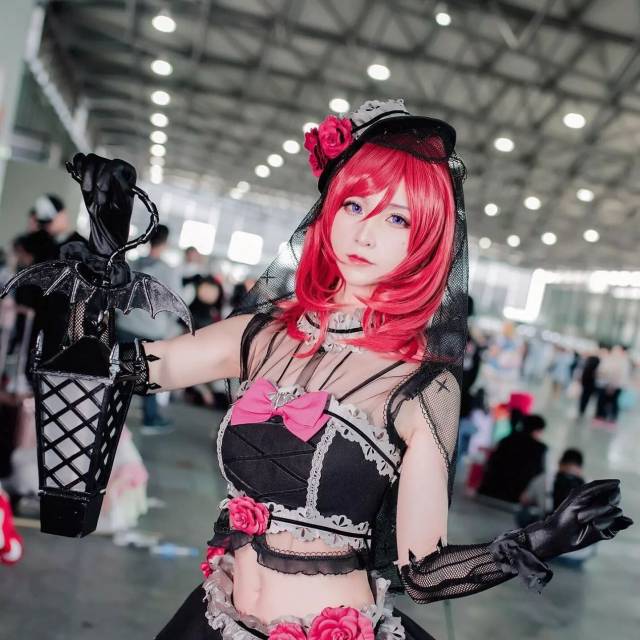 斗鱼爱豆月激萌来袭~拿好荧光棒来打CALL吧