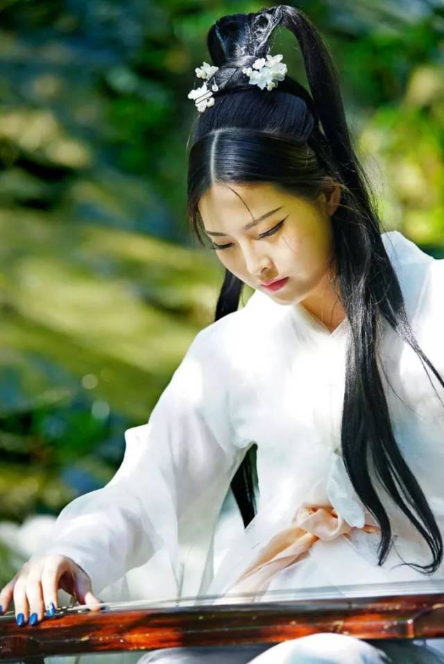 小仙女下凡新泉神秘瀑布群,这是历劫咩?