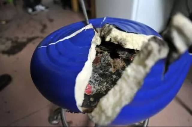 這下真是如坐針氈了！
辦公家具廠家哪家好辦公轉(zhuǎn)椅爆炸又來，安全