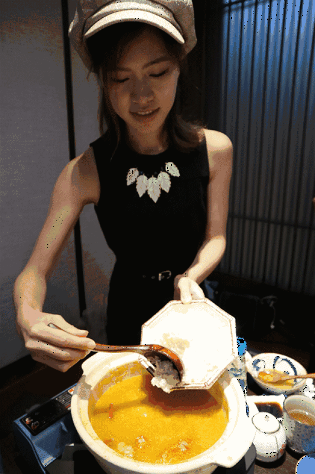 为了单身狗约会,这家老板娘是操碎了心