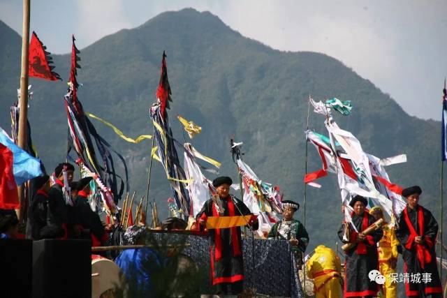 重阳节▏苗族祖山圣地—保靖吕洞山迎来了一年一度的大型苗祖圣山祭祀