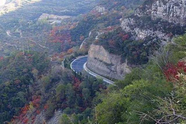 西山旅游公路被称为太原的黄金旅游圈,穿越最美的太原