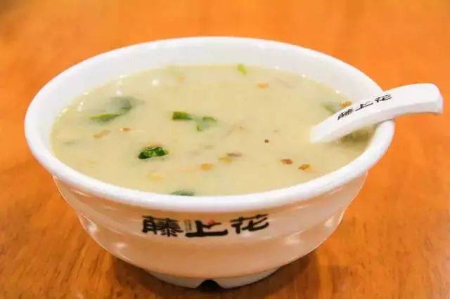 包子怎么蒸才有汤 4267a3cc01714e7f9c759cafede5d793.jpeg
