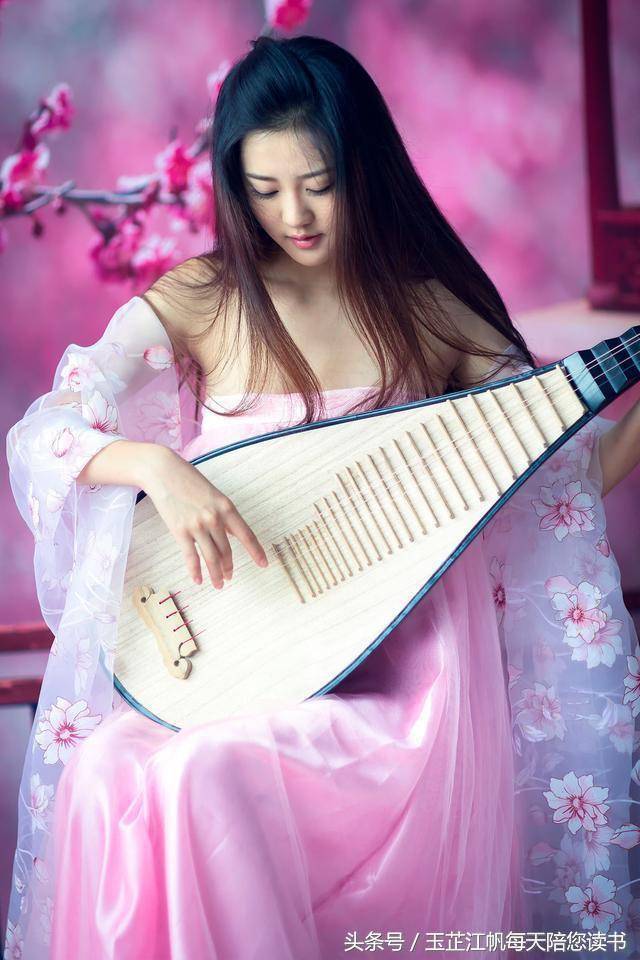 艳词三部乐·轻解罗裳