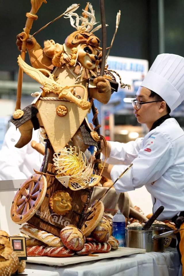 第6届世界面包大赛结束了,这个史上师资最强的「面包综合班,恐怕要