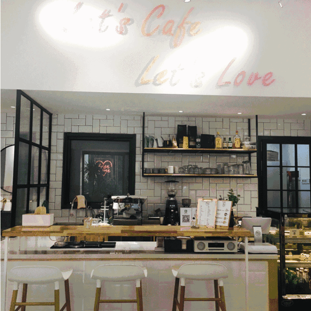 新发现:一家高阶ins风咖啡馆和一家暗黑系寿司酒屋丨探店