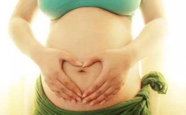 宝宝几个月开始发育手脚 a0c35ce9b109453c8e580b5bb246aeab.jpeg