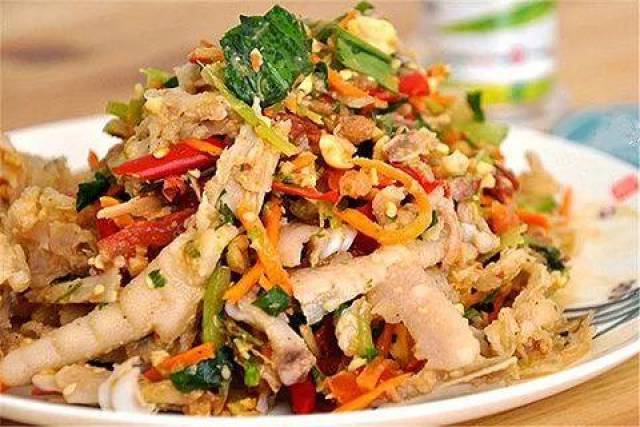 舂鸡脚,黄瓜,干巴