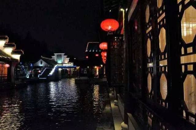 金陵|烟笼寒水月笼沙,夜泊秦淮近酒家